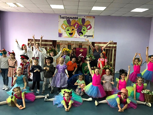 Больше возможностей для детей: школа творчества в Артёме развивается с господдержкой